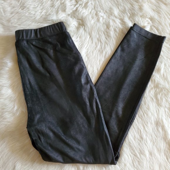 Free People Midnight NWT Vegan Faux Suede Black Leggings Size Small - Picture 9 of 16